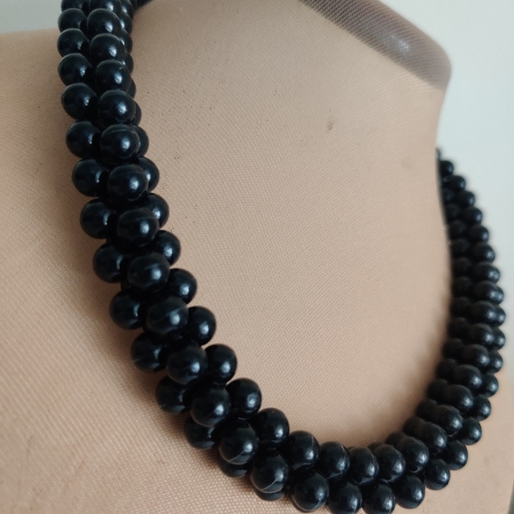 Vintage 80s Faux Onyx Woven Rope Necklace - Picture 3 of 10